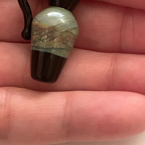 Lampwork glass pitcher bead - Picture 5 of 6